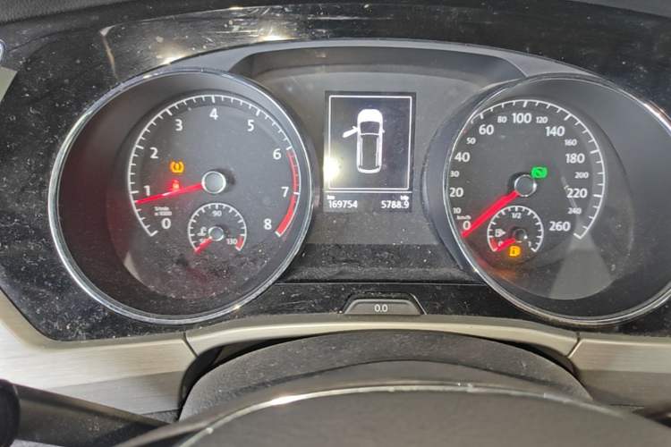 Used Volkswagen Touran 2018 Volkswagen Touran L 280TSI DSG Comfort Edition 7 Seats China V Emission Standard Instrument Cluster