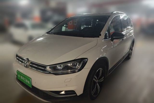 Ojetý Volkswagen Touran 2018 Volkswagen Touran L 280TSI DSG Boundary Edition 7 Seats China V Emission Standard
