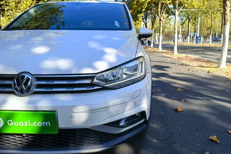 Used Volkswagen Touran 2018 Volkswagen Touran L 280TSI DSG Boundary Edition 6-Seater China VI Standard Left Front Headlight