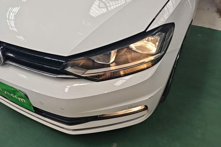 Used Volkswagen Touran 2018 Volkswagen Touran L 280TSI DSG Comfort Edition 7 Seats China V Emission Standard Left Front Headlight