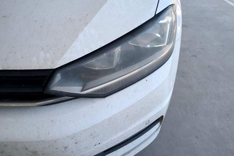 Used Volkswagen Touran 2018 Volkswagen Touran L 280TSI DSG Comfort Edition 7 Seats China VI Standard Left Front Headlight