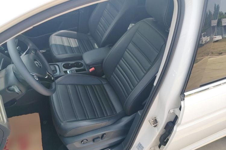 Used Volkswagen Touran 2018 Volkswagen Touran L 280TSI DSG Comfort Edition 7 Seats China V Emission Standard Left Front Seat