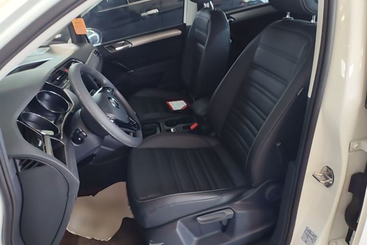 Used Volkswagen Touran 2018 Volkswagen Touran L 280TSI DSG Comfort Edition 7 Seats China V Emission Standard Left Front Seat