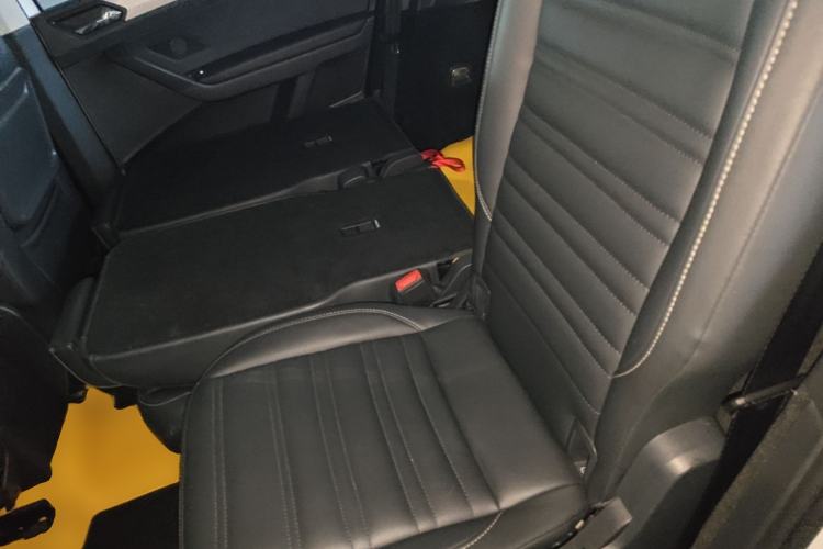 Used Volkswagen Touran 2018 Volkswagen Touran L 280TSI DSG Style Edition 7 Seats China VI Standard Left Rear Seat