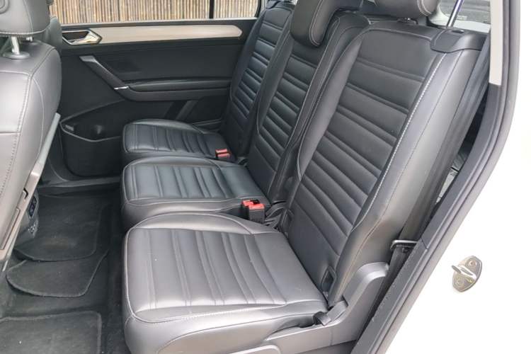 Used Volkswagen Touran 2018 Volkswagen Touran L 280TSI DSG Comfort Edition 7 Seats China VI Standard Left Rear Seat