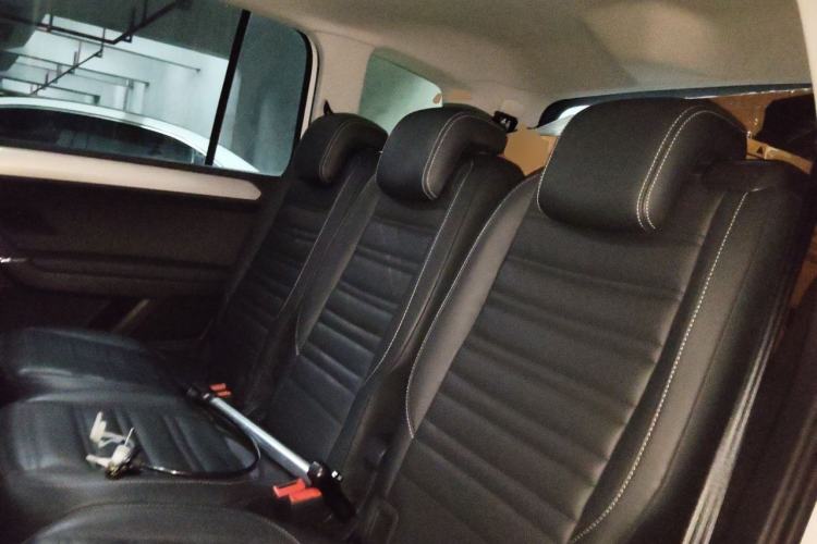 Used Volkswagen Touran 2018 Volkswagen Touran L 280TSI DSG Boundary Edition 7 Seats China VI Standard Left Rear Seat