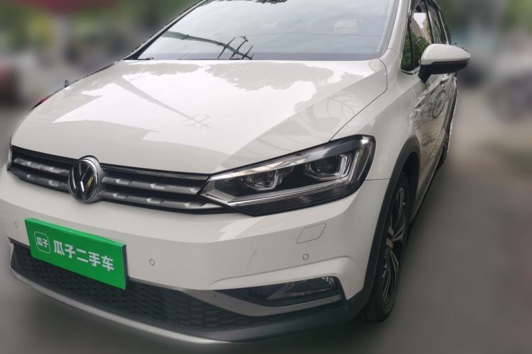 Used Volkswagen Touran 2018 Volkswagen Touran L 280TSI DSG Boundary Edition 7 Seats China V Emission Standard Guazi used car, China used car export, Used car for sale, Used cars, Cheapest cars for sale
