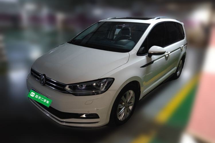 Used Volkswagen Touran 2018 Volkswagen Touran L 280TSI DSG Luxury Edition 6-seater Guazi used car, China used car export, Used car for sale, Used  cars, Cheapest cars for sale