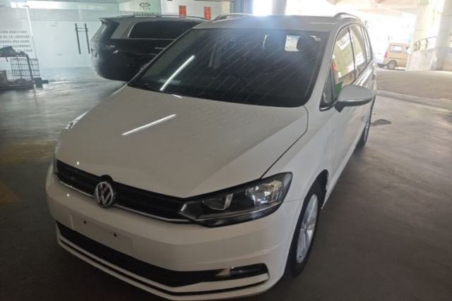 Used Volkswagen Touran 2018 Volkswagen Touran L 280TSI Manual Trend Edition