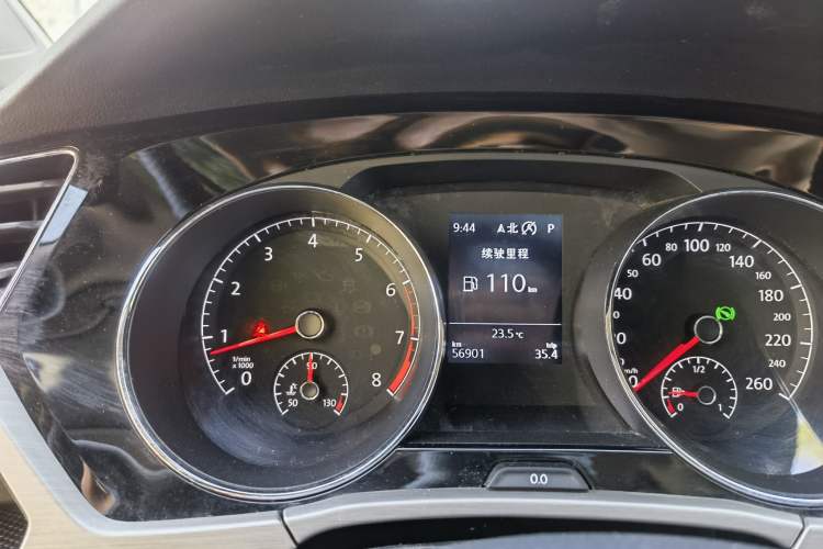 Used Volkswagen Touran 2018 Volkswagen Touran L 280TSI DSG Boundary Edition 6-Seater China VI Standard Odometer Close Up