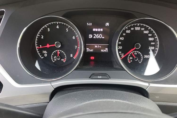 Used Volkswagen Touran 2018 Volkswagen Touran L 280TSI Manual Trend Edition Odometer Close Up