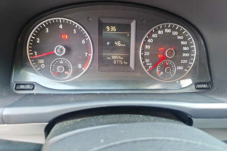 Used Volkswagen Touran 2018 Volkswagen Touran L 1.6L Manual Trend Edition Odometer Close Up
