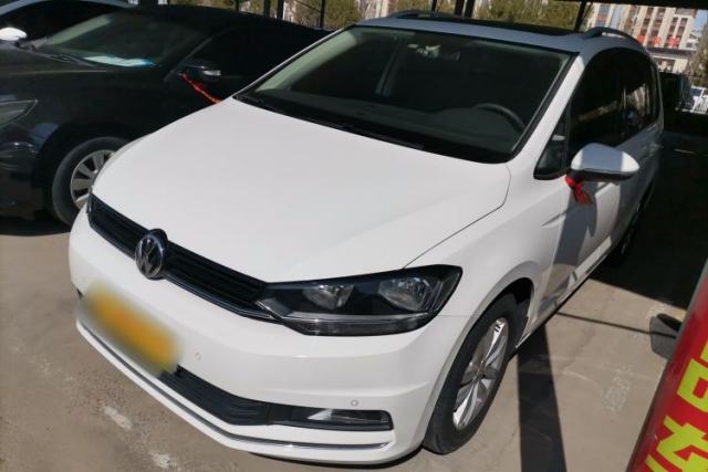 Ojetý Volkswagen Touran 2018 Volkswagen Touran L 280TSI DSG Comfort Edition 7 Seats China V Emission Standard