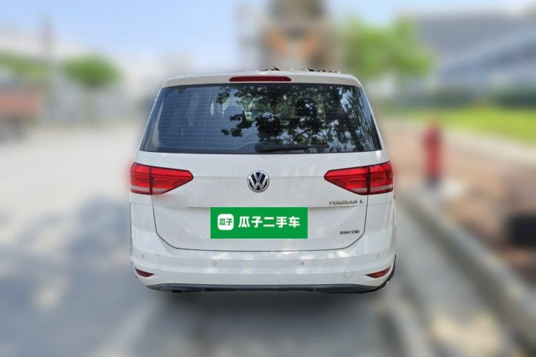 Used Volkswagen Touran 2018 Volkswagen Touran L 280TSI DSG Style Edition 7 Seats China VI Standard Rear