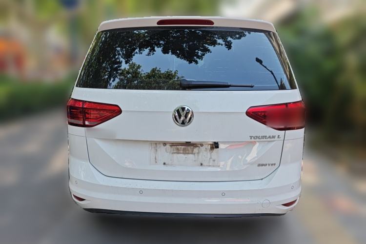 Used Volkswagen Touran 2018 Volkswagen Touran L 280TSI DSG Comfort Edition 7 Seats China VI Standard Rear