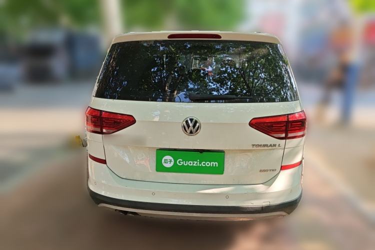 Used Volkswagen Touran 2018 Volkswagen Touran L 280TSI DSG Boundary Edition 7 Seats China VI Standard Rear