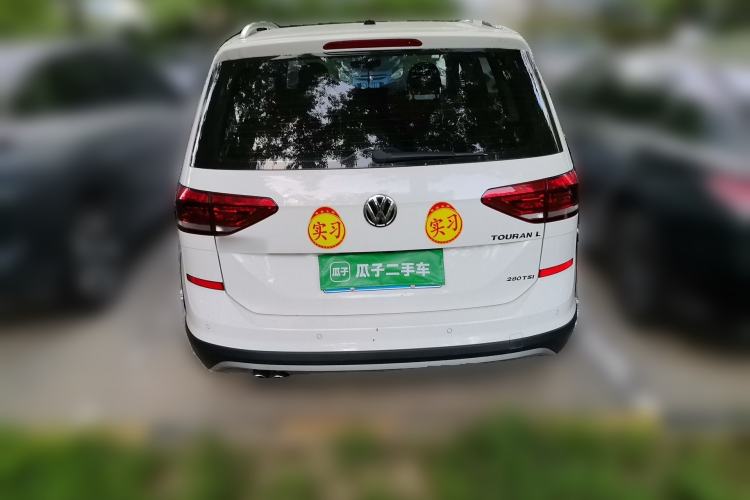 Used Volkswagen Touran 2018 Volkswagen Touran L 280TSI DSG Boundary Edition 7 Seats China VI Standard Rear