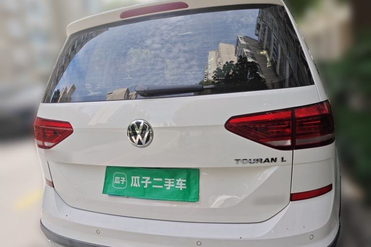 Used Volkswagen Touran 2018 Volkswagen Touran L 280TSI DSG Boundary Edition 7 Seats China VI Standard Rear