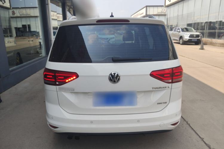 Used Volkswagen Touran 2018 Volkswagen Touran L 280TSI DSG Comfort Edition 7 Seats China VI Standard Rear
