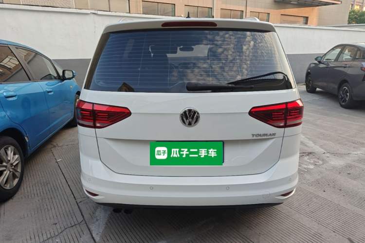 Used Volkswagen Touran 2018 Volkswagen Touran L 280TSI DSG Comfort Edition 7 Seats China V Emission Standard Rear