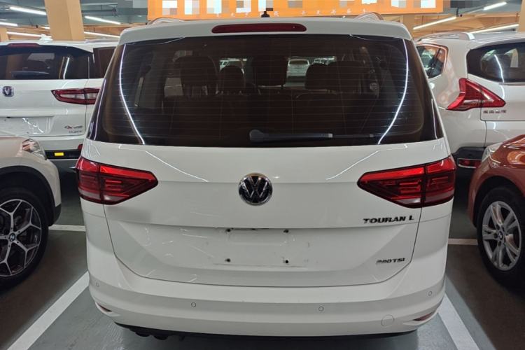 Used Volkswagen Touran 2018 Volkswagen Touran L 280TSI DSG Comfort Edition 7 Seats China V Emission Standard Rear