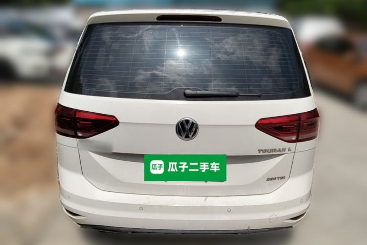 Used Volkswagen Touran 2018 Volkswagen Touran L 280TSI DSG Comfort Edition 7 Seats China VI Standard Rear