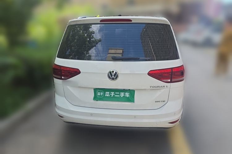 Used Volkswagen Touran 2018 Volkswagen Touran L 280TSI DSG Comfort Edition 7 Seats China VI Standard Rear