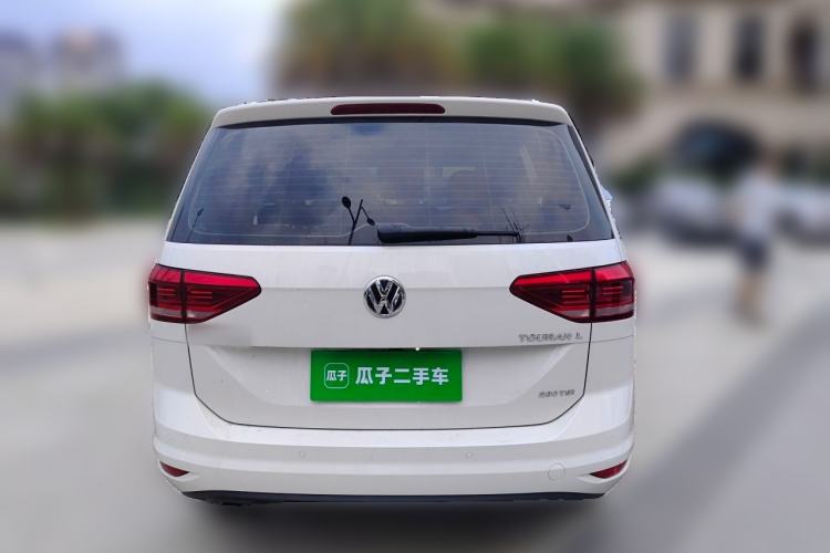 Used Volkswagen Touran 2018 Volkswagen Touran L 280TSI DSG Comfort Edition 7-seater Rear