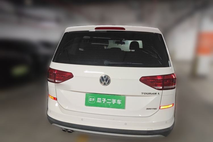 Used Volkswagen Touran 2018 Volkswagen Touran L 280TSI DSG Boundary Edition 7 Seats China VI Standard Rear