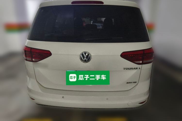 Used Volkswagen Touran 2018 Volkswagen Touran L 280TSI DSG Comfort Edition 7 Seats China VI Standard Rear