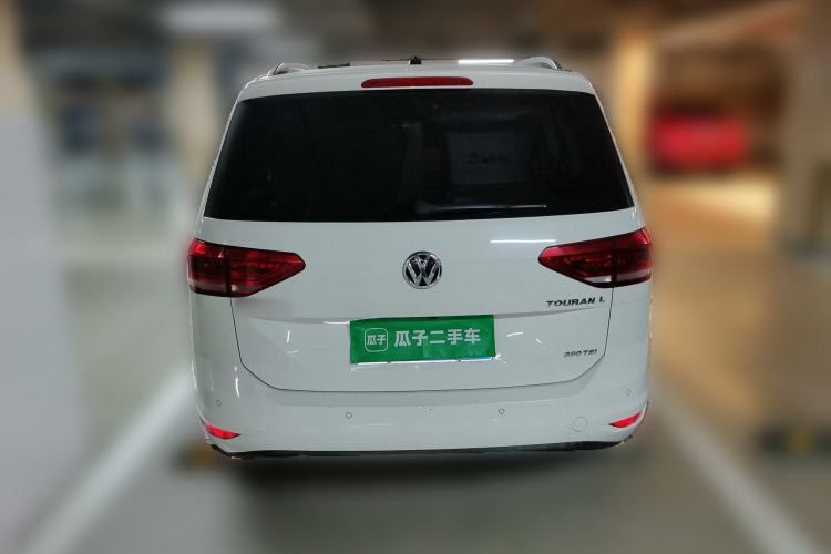 Used Volkswagen Touran 2018 Volkswagen Touran L 280TSI DSG Comfort Edition 7 Seats China V Emission Standard Rear