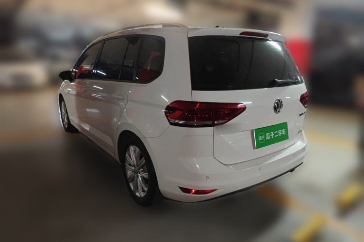 Used Volkswagen Touran 2018 Volkswagen Touran L 280TSI DSG Comfort Edition 7-seater Rear Left 45 Deg