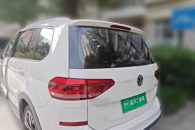 Used Volkswagen Touran 2018 Volkswagen Touran L 280TSI DSG Boundary Edition 7 Seats China VI Standard Rear Left 45 Deg