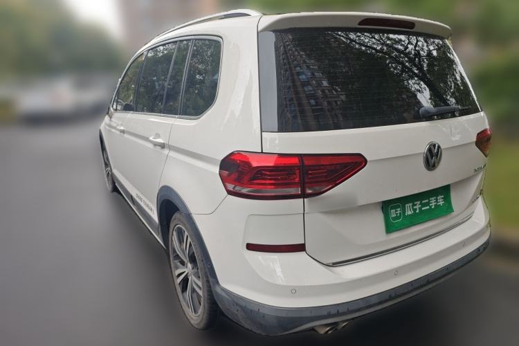 Used Volkswagen Touran 2018 Volkswagen Touran L 280TSI DSG Boundary Luxury Edition 7 Seats China VI Standard Rear Left 45 Deg