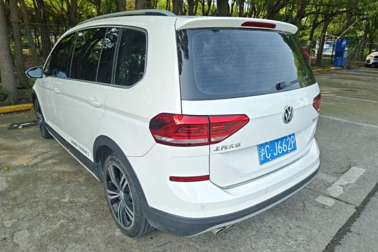 Used Volkswagen Touran 2018 Volkswagen Touran L 280TSI DSG Boundary Luxury Edition 7 Seats China VI Standard Rear Left 45 Deg