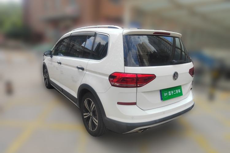 Used Volkswagen Touran 2018 Volkswagen Touran L 280TSI DSG Boundary Edition 7 Seats China VI Standard Rear Left 45 Deg