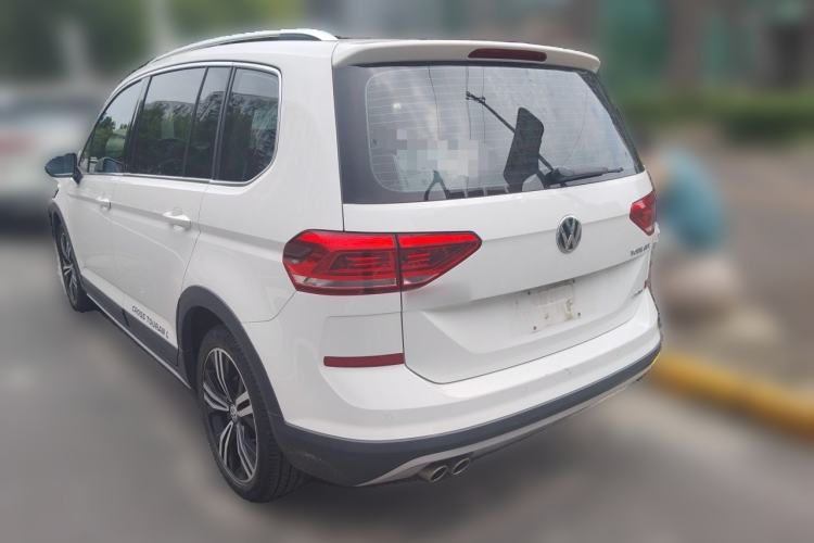 Used Volkswagen Touran 2018 Volkswagen Touran L 280TSI DSG Boundary Edition 7 Seats China VI Standard Rear Left 45 Deg