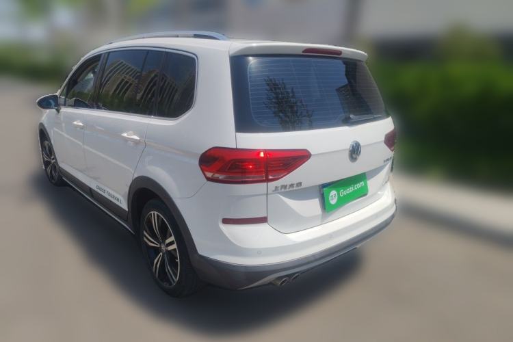Used Volkswagen Touran 2018 Volkswagen Touran L 280TSI DSG Boundary Edition 7 Seats China VI Standard Rear Left 45 Deg
