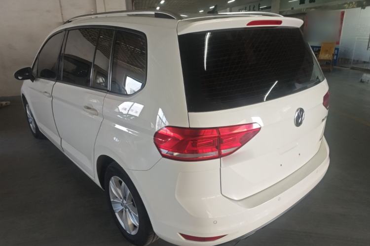 Used Volkswagen Touran 2018 Volkswagen Touran L 280TSI Manual Trend Edition Rear Left 45 Deg