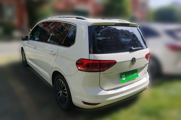 Used Volkswagen Touran 2018 Volkswagen Touran L 280TSI DSG Luxury Edition 7 Seats Rear Left 45 Deg