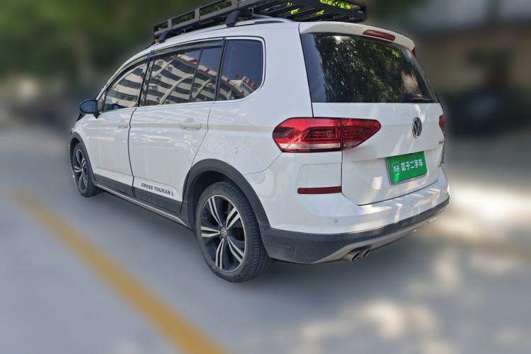 Used Volkswagen Touran 2018 Volkswagen Touran L 280TSI DSG Boundary Edition 7 Seats China VI Standard Rear Left 45 Deg