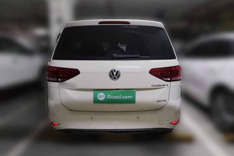 Used Volkswagen Touran 2018 Volkswagen Touran L 280TSI DSG Comfort Edition 7 Seats China VI Standard Rear