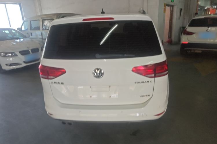 Used Volkswagen Touran 2018 Volkswagen Touran L 280TSI Manual Trend Edition Rear