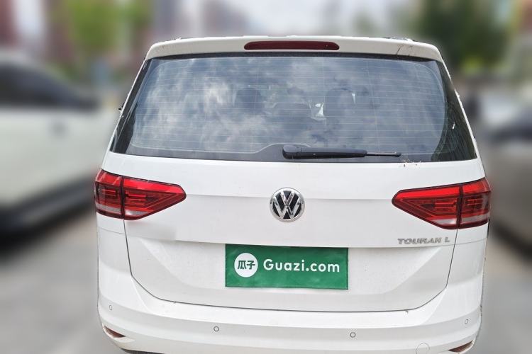 Used Volkswagen Touran 2018 Volkswagen Touran L 280TSI DSG Comfort Edition 7 Seats China VI Standard Rear