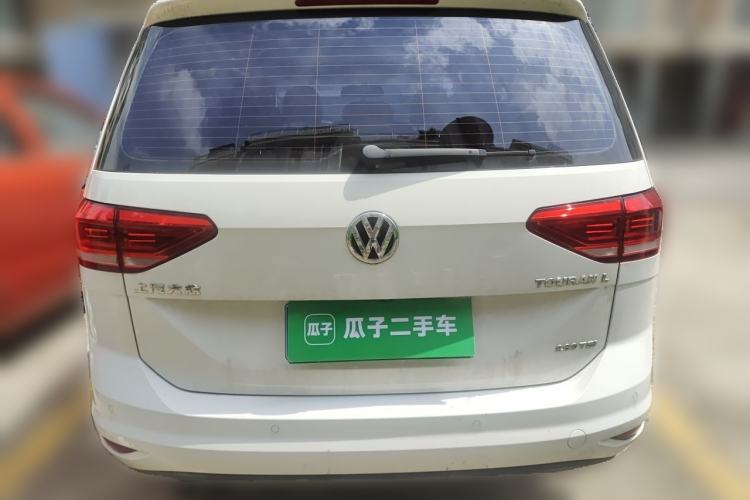 Used Volkswagen Touran 2018 Volkswagen Touran L 280TSI DSG Comfort Edition 7 Seats China V Emission Standard Rear