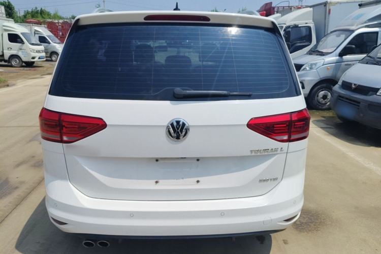Used Volkswagen Touran 2018 Volkswagen Touran L 280TSI DSG Comfort Edition 7 Seats China V Emission Standard Rear