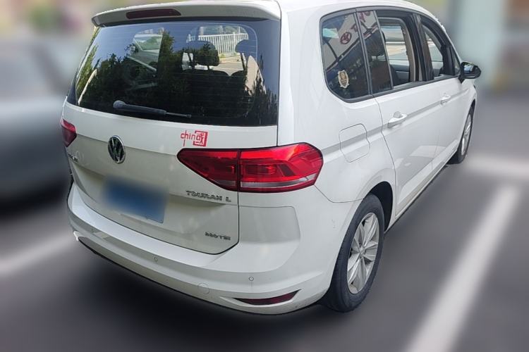 Used Volkswagen Touran 2018 Volkswagen Touran L 280TSI Manual Trend Edition Rear Right 45 Deg