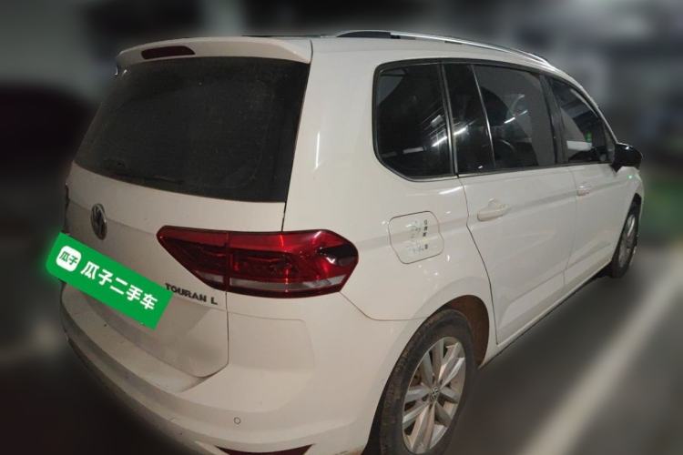 Used Volkswagen Touran 2018 Volkswagen Touran L 280TSI DSG Comfort Edition 7 Seats China VI Standard Rear Right 45 Deg