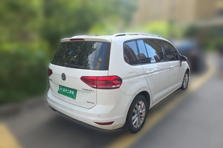 Used Volkswagen Touran 2018 Volkswagen Touran L 280TSI DSG Comfort Edition 7 Seats China VI Standard Rear Right 45 Deg