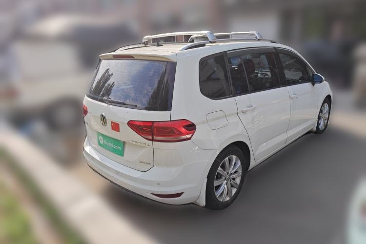 Used Volkswagen Touran 2018 Volkswagen Touran L 280TSI DSG Comfort Edition 7-seater Rear Right 45 Deg